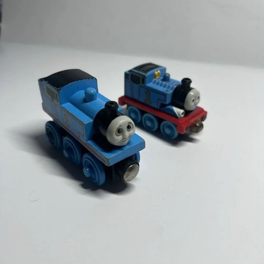 Thomas & Friends Lot of 2 Trains Wooden Railway & Diecast Take Along MAGNETIC